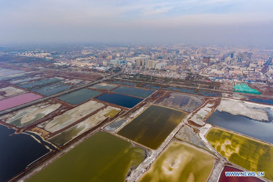 Aerial photo taken on Dec 3, 2020 shows a view of the salt lake in Yuncheng City, north China