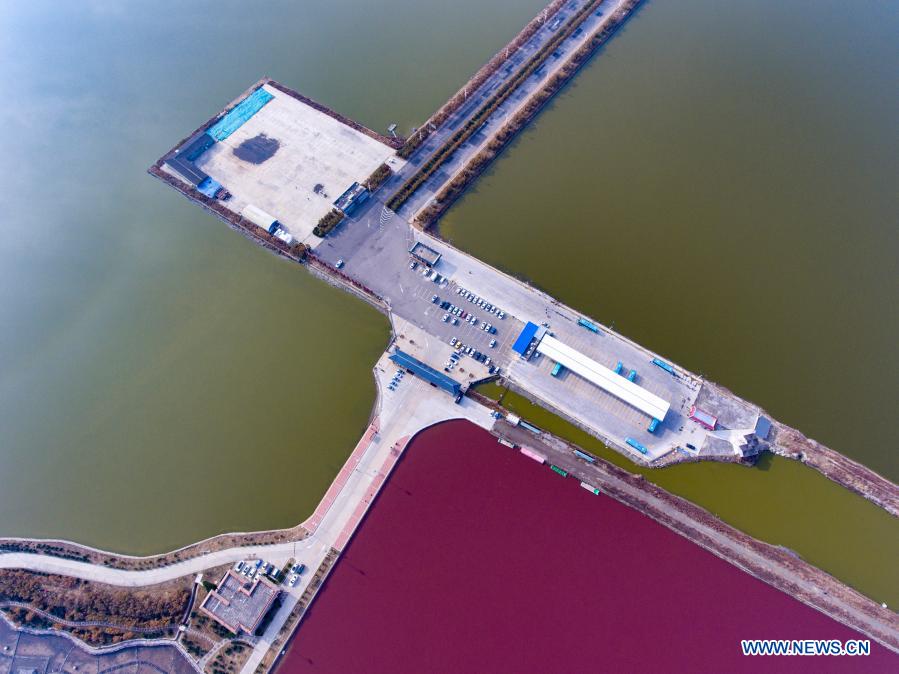 Aerial photo taken on Dec 3, 2020 shows a view of the salt lake in Yuncheng City, north China